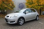 Toyota Auris 1.6i SOL ALLE INSPEKTIONEN GARAGENWAGEN 174.885 km 5.704 € Köln 50858