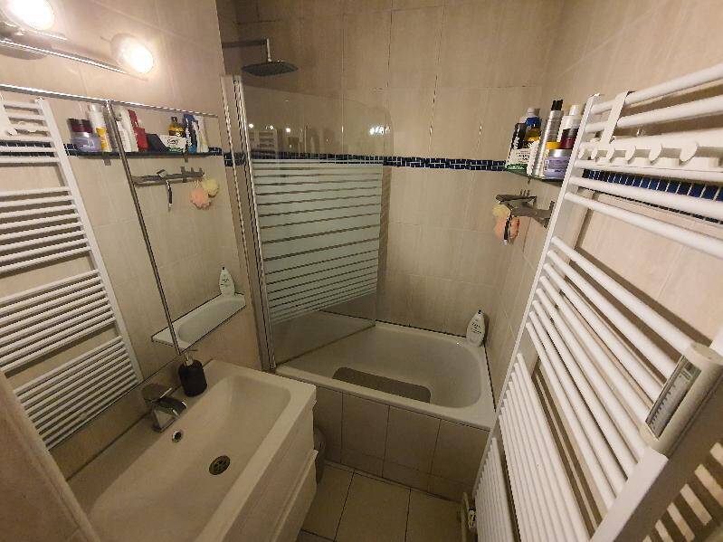 Etagenwohnung Niederkassel Lülsdorf - 3 Zimmer, 73 m&sup2;, 90.000&euro; | Angebot:26204805