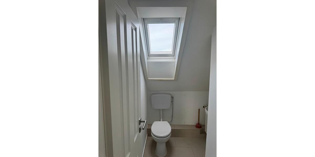 Dachgeschoßwohnung Köln Mülheim - 1 Zimmer, 40 m&sup2;, 650&euro; | Angebot:26168965