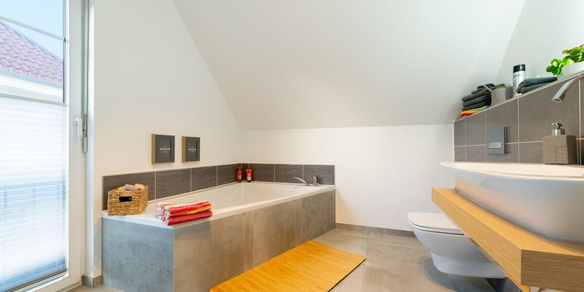 Individuelles Mehrfamilienhaus in Bergheim - Flexibles Wohnen mit allkauf Qualität und Service - Mehrfamilienhaus, Wohnhaus Bergheim Ahe | Angebot:27298562