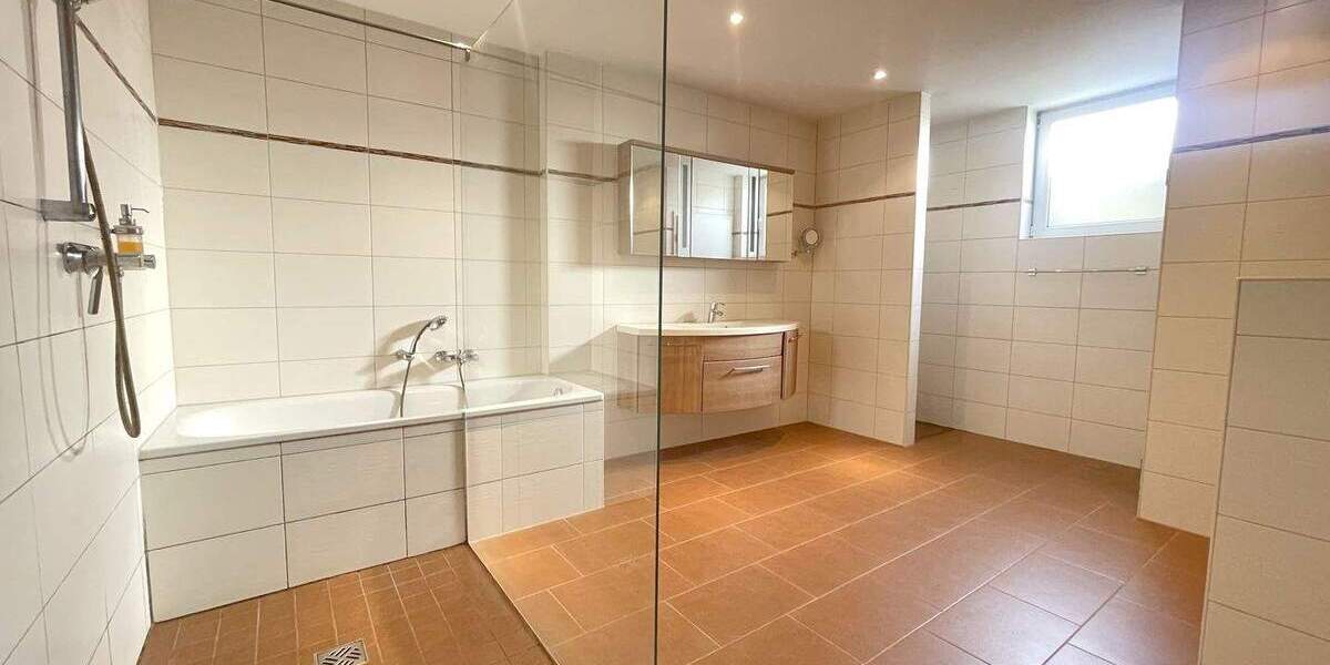 Doppelhaushälfte Odenthal Blecher - 5 Zimmer, 121 m&sup2;, 390.000&euro; | Angebot:25423855