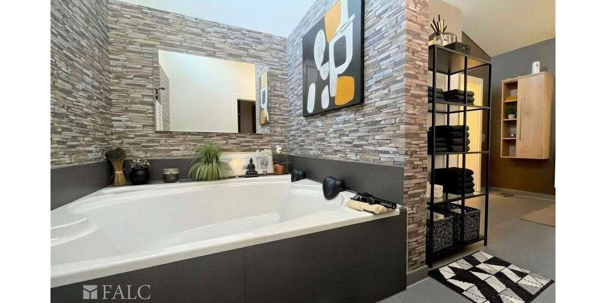 Einfamilienhaus Lohmar - 3 Zimmer, 185 m&sup2;, 599.000&euro; | Angebot:25739496
