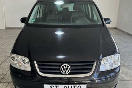 VW Touran 416.605 km 2.490 &euro; Köln 51107