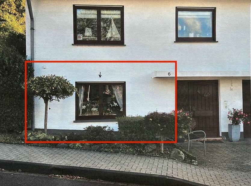 Vollständig renovierte, zentrale 1-Zimmer-Wohnung in Wipperfürth zimmer