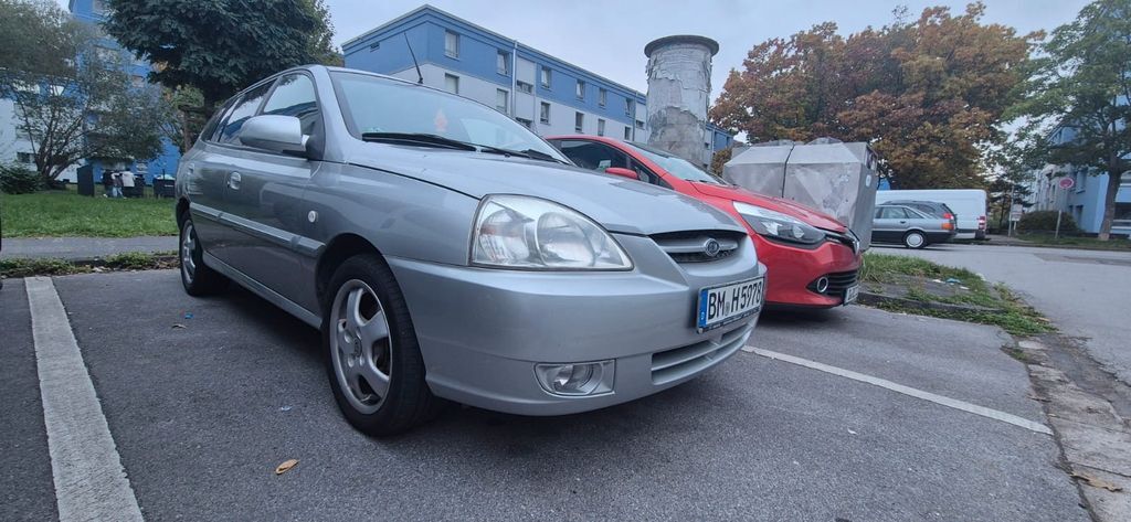 Kia Rio 138.000 km 1.300 € Monheim 40789