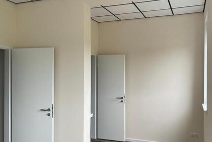 Büro für Gewerbe, 15 Qm, EG, keine Kleinunternehmer, HP, Ärtze zimmer