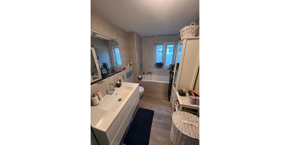 Etagenwohnung Köln Nippes - 3 Zimmer, 98 m&sup2;, 365.000&euro; | Angebot:26765894