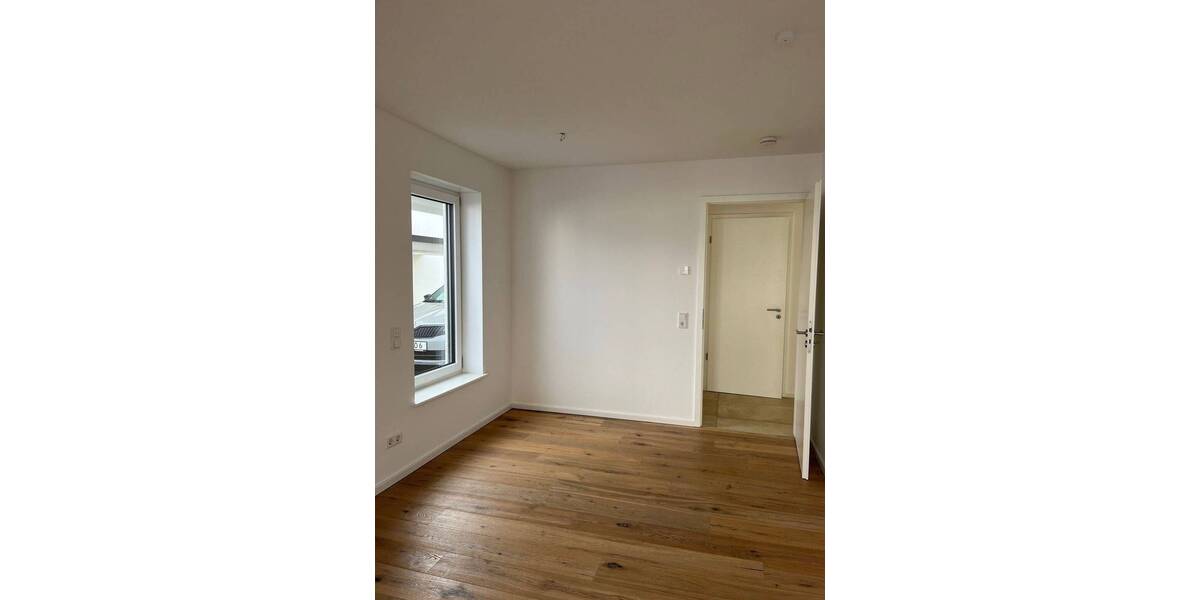 Etagenwohnung Hennef (Sieg) Lichtenberg - 2 Zimmer, 68 m&sup2;, 725&euro; | Angebot:26778265