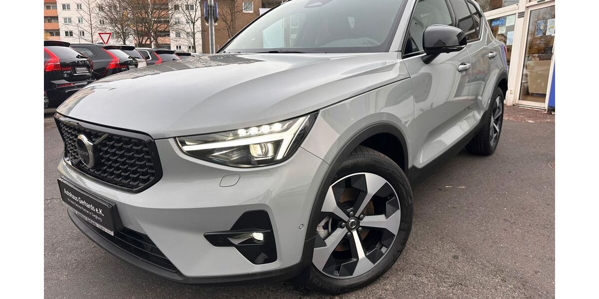 Volvo XC40 2.227 km 37.333 &euro; Siegburg 53721