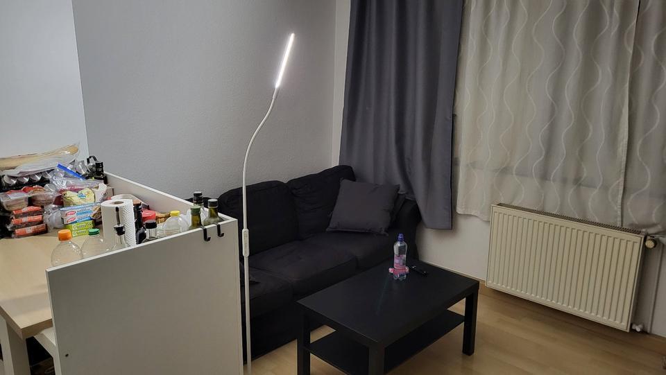 Miete - Sehr schöne 1,5 Zimmer Wohnung in Kalk zimmer