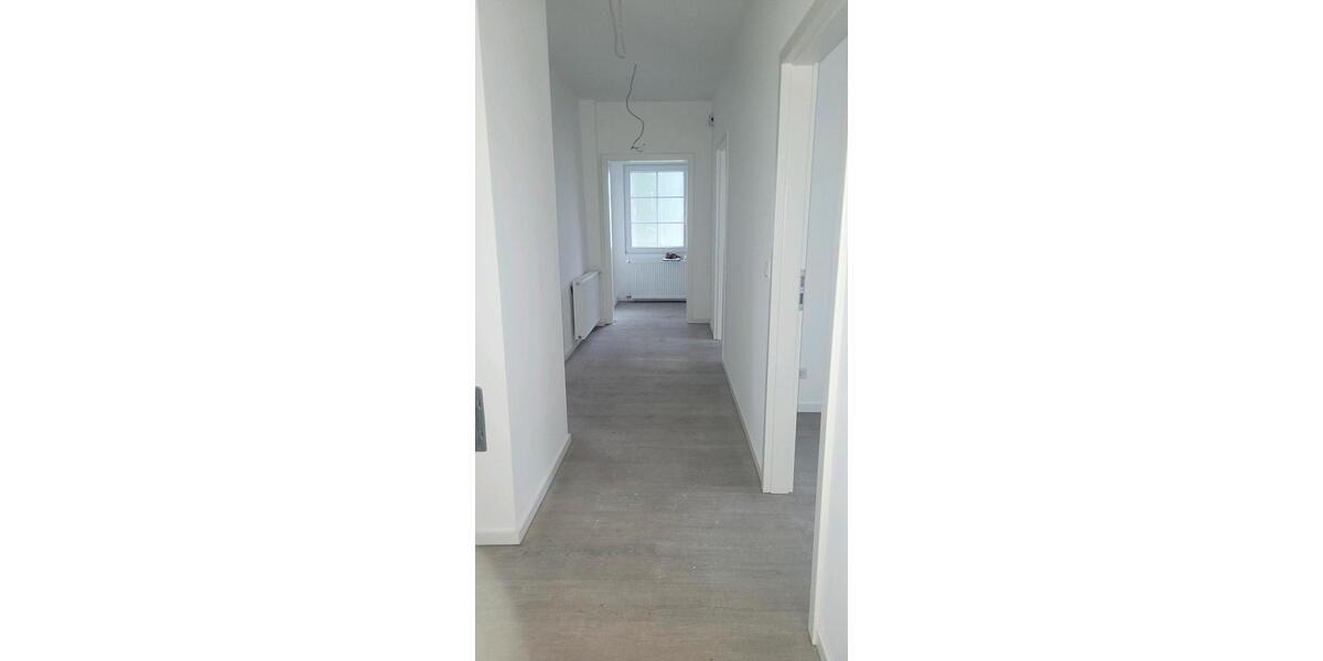 Frisch Kernsaniertemodernisierte 5 Zimmer Wohnung zu verk 5 zimmer