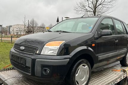 Ford Fusion 158.525 km 2.000 &euro; Köln 51067