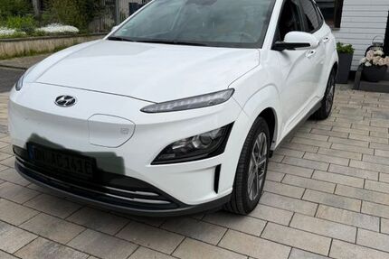 Hyundai KONA Elektro 47.787 km 19.600 &euro; Nörvenich 52388