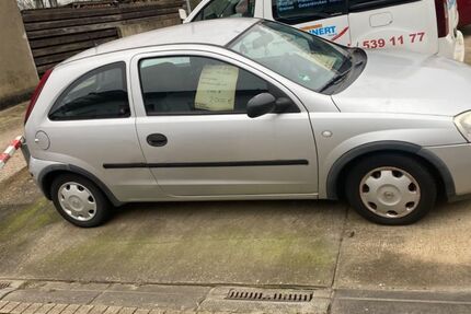 Opel Corsa 115.000 km 2.000 &euro; Elsdorf 50189