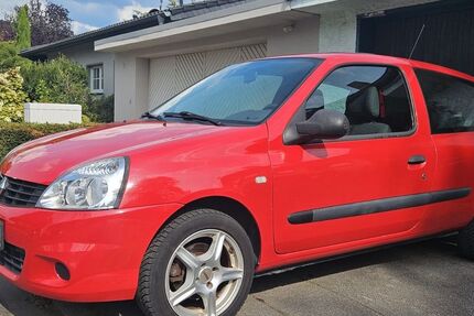 Renault Clio 140.000 km 1.800 &euro; Köln 50765