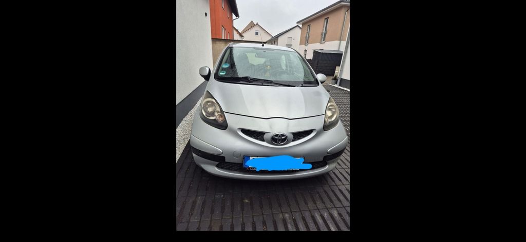 Toyota Aygo (X) 186.677 km 1.750 &euro; Leverkusen 51377