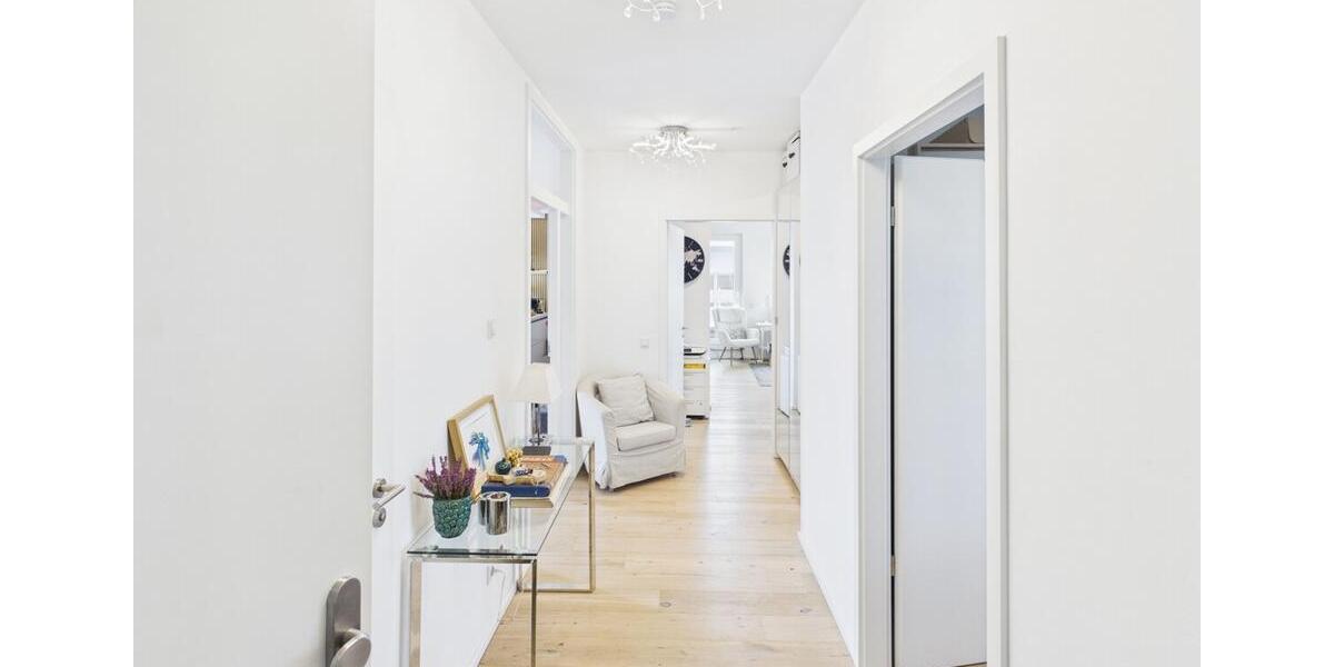 Dachgeschoßwohnung Pulheim - 4 Zimmer, 155 m&sup2;, 2.570&euro; | Angebot:26266804