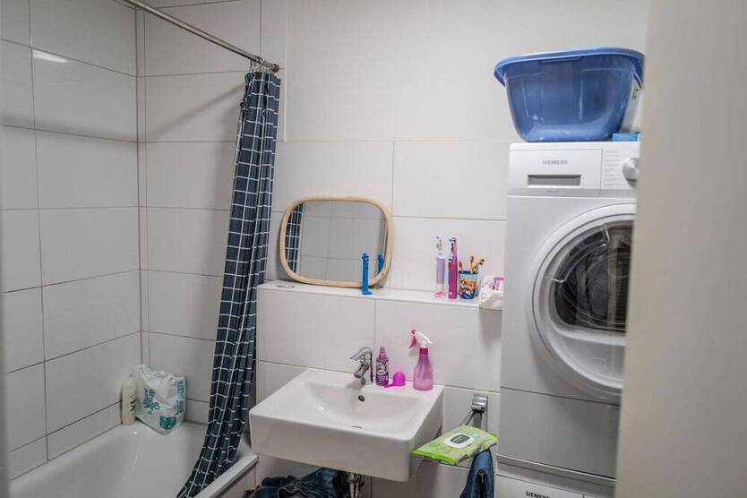 Attraktive Eigentumswohnung mit Aufzug und 2 Tiefgaragenplätzen - ruhig und citynah in Brühl
