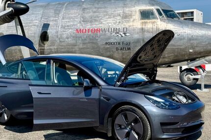 Tesla Model 3 19.500 km 30.990 &euro; Köln 50767