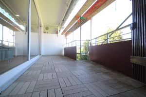 Grüne Sicht und nah am Rhein - 3 Zimmer mit Sonnenbalkon und Einzelgarage - 3- Bonn Friesdorf | Angebot:26786601