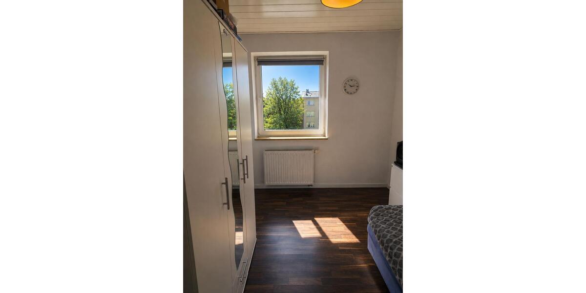 Etagenwohnung Köln Mülheim - 4 Zimmer, 79 m&sup2;, 390.000&euro; | Angebot:27081308