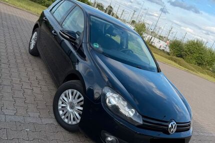 VW Golf 152.000 km 8.300 &euro; Köln 50337