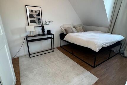 Gemütliche Dachgeschoss Wohnung Saniert 2.5 zimmer