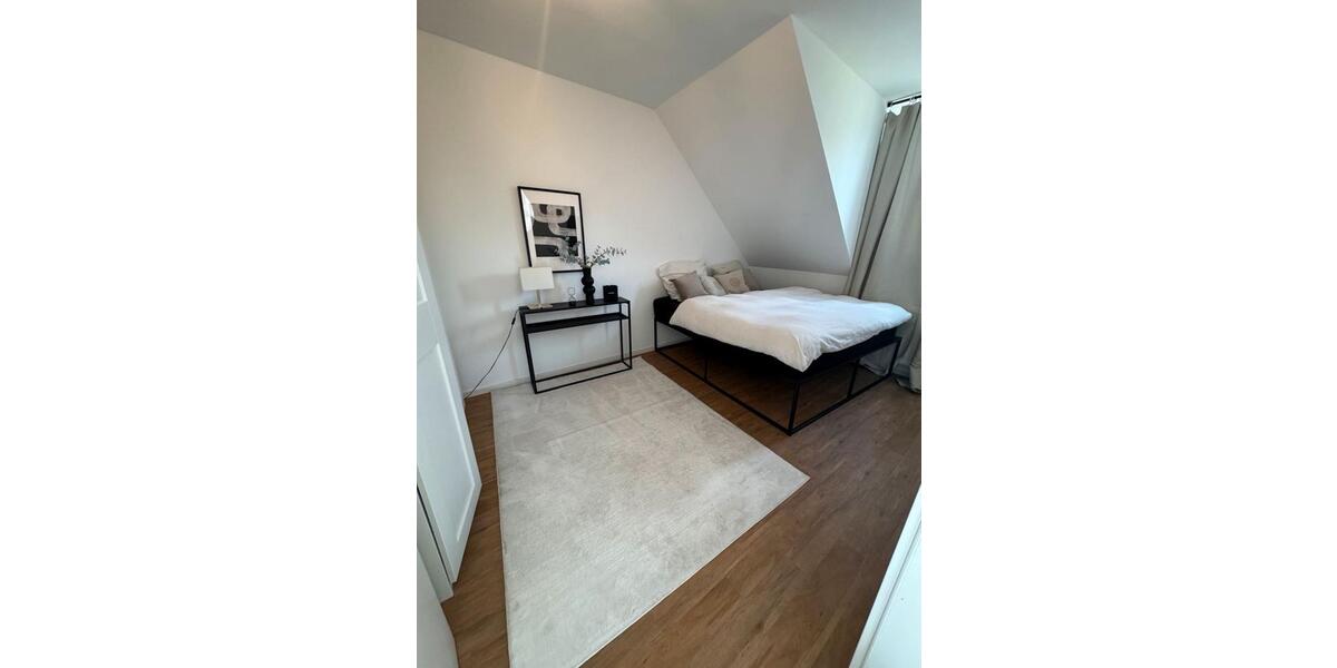 Gemütliche Dachgeschoss Wohnung Saniert 2.5 zimmer