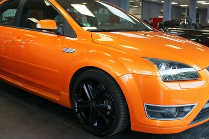 Ford Focus 2.5 MK2 ST - Recaro - SHZ -Navi - 96.133 km 12.980 € Euskirchen 53881