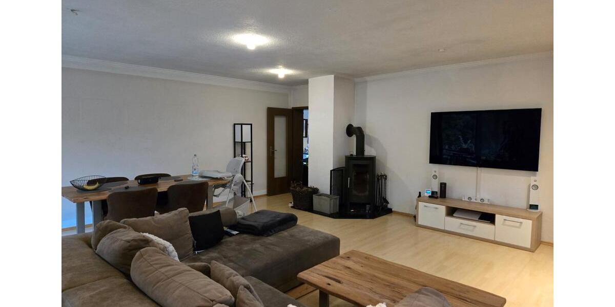 Etagenwohnung Bonn Küdinghoven - 3 Zimmer, 92 m&sup2;, 990&euro; | Angebot:26406718