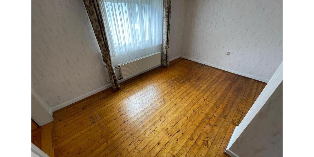 Einfamilienhaus Leverkusen Bergisch Neukirchen - 8 Zimmer, 130 m&sup2;, 296.500&euro; | Angebot:27008012
