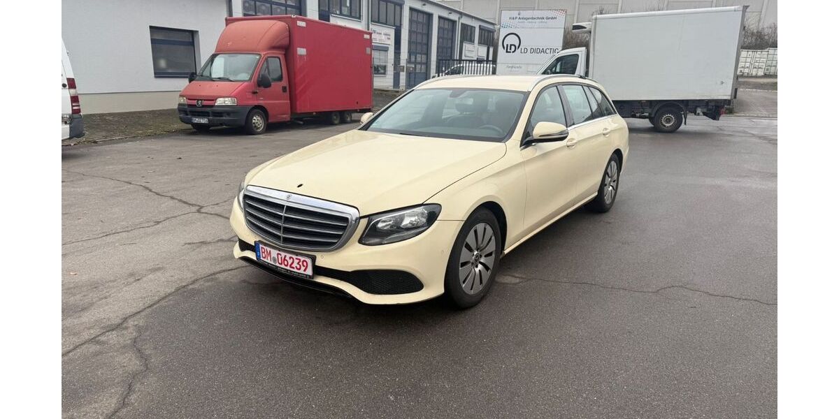 Mercedes-Benz E 200 409.000 km 7.500 &euro; Hürth 50354