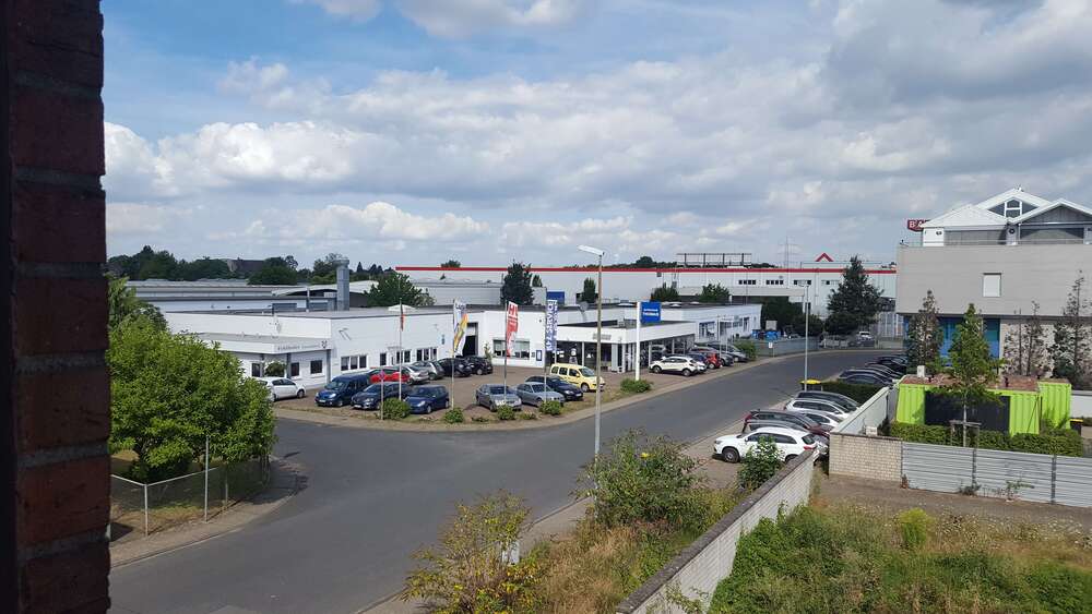 Halle in Hürth 1.350.000 € 700 m² zimmer