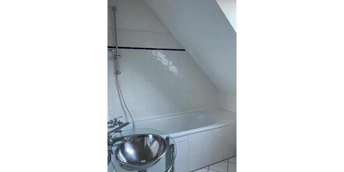 Etagenwohnung Monheim am Rhein - 4 Zimmer, 95 m&sup2;, 275.000&euro; | Angebot:26252279