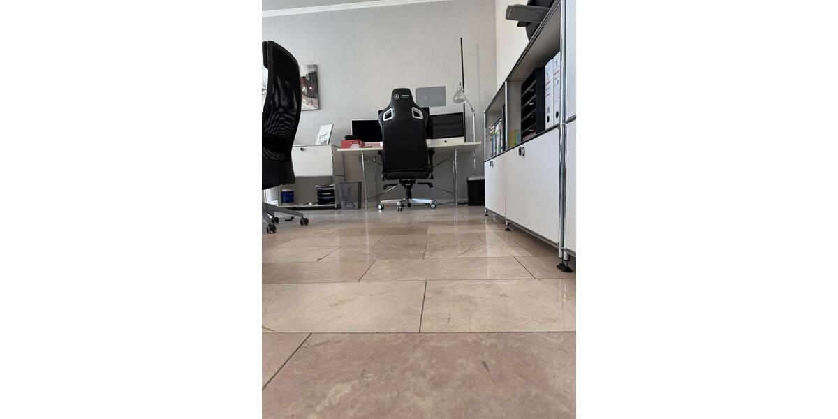 Büroräume in gut frequentierter Lage in Bornheim zimmer