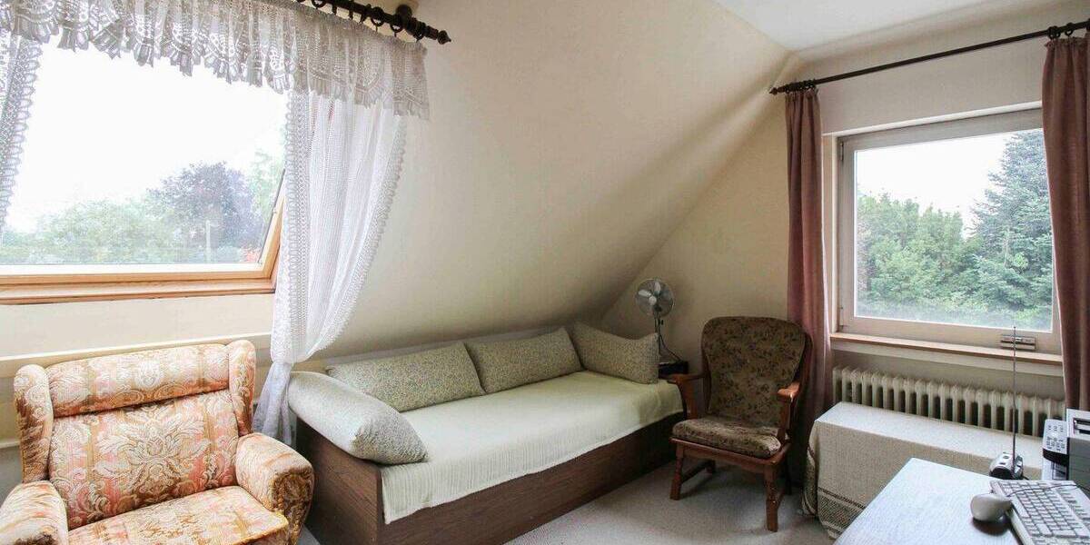 Einfamilienhaus Köln Esch/Auweiler - 7 Zimmer, 170 m&sup2;, 599.000&euro; | Angebot:26275661