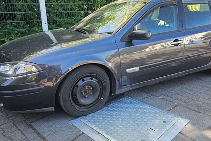 Renault Laguna 231.000 km 2.380 &euro; Köln 50739