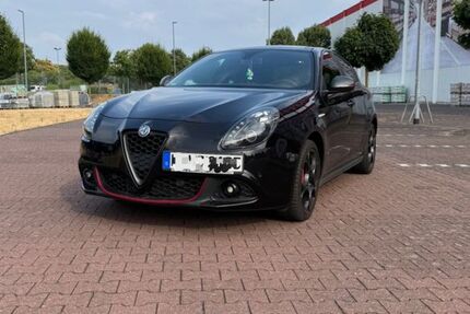 Alfa Romeo Giulietta 36.000 km 15.900 &euro; Köln 51107