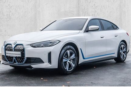 BMW i4 10.319 km 38.490 &euro; Köln-West 50858