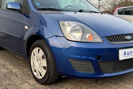 Ford Fiesta 61.520 km 3.290 &euro; Köln 50858