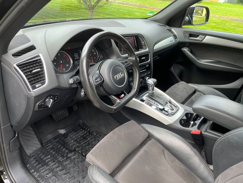 Audi Q5 158.000 km 23.000 € Bonn 53111