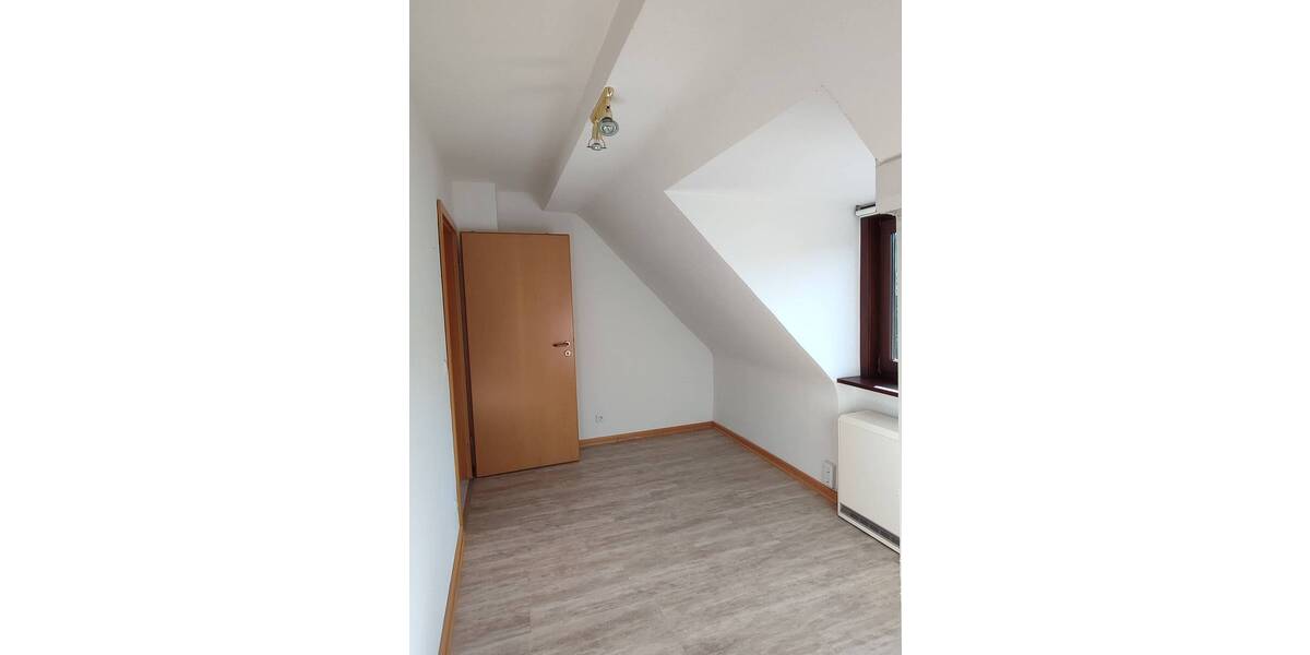 Etagenwohnung Hennef (Sieg) Hennef - 3 Zimmer, 42 m&sup2;, 490&euro; | Angebot:26257302