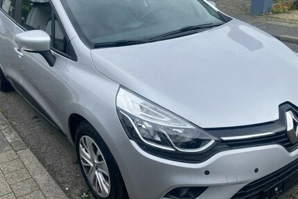 Renault Clio GT Bose Klima Navi 20.tkm ServNeu GARANTIE 20.000 km 12.000 &euro; Erftstadt 50374