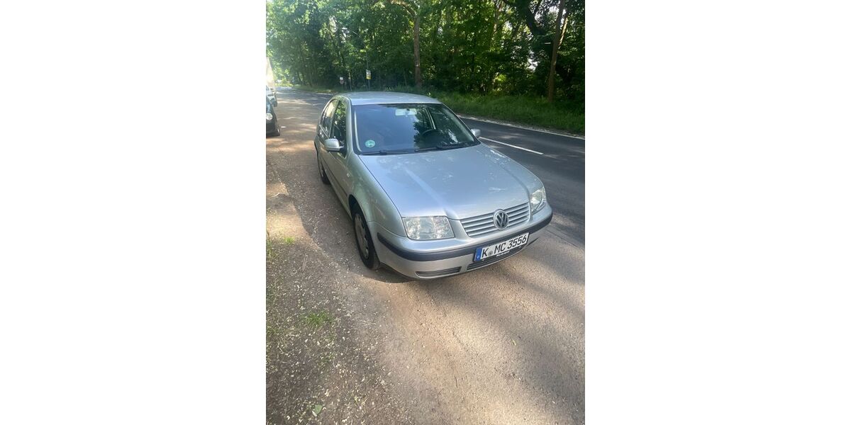 VW Bora 250.000 km 1.399 &euro; Köln 51149