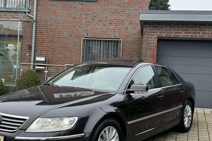 VW Phaeton 222.000 km 7.999 € Solingen 42651