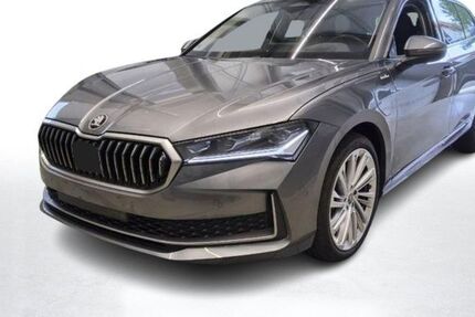 Skoda Superb 17.900 km 42.877 &euro; Bergisch Gladbach 51465