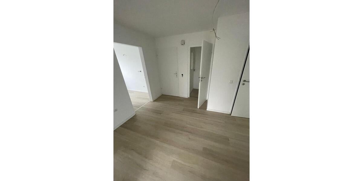 Renovierte 4-Zimmer-Wohnung zur Miete in Köln Porz  ideal für Paare und kleine Familien! 4 zimmer