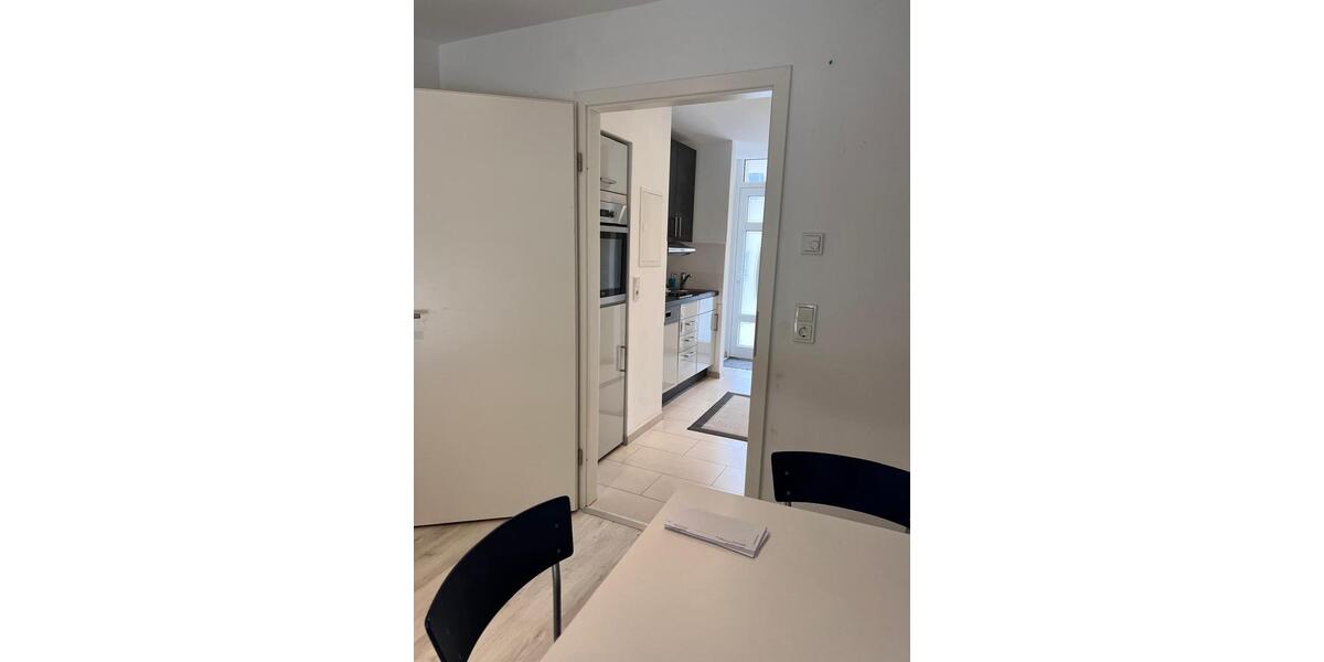 Charmantes 2-Zimmer Apartment in Bonn-Auerberger Mitte zimmer