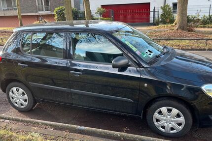 Skoda Fabia 137.000 km 3.600 &euro; Köln 50858