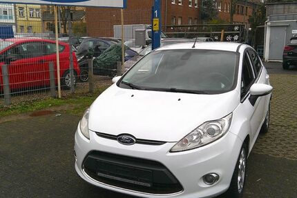 Ford Fiesta 125.693 km 6.950 € Leverkusen 51377